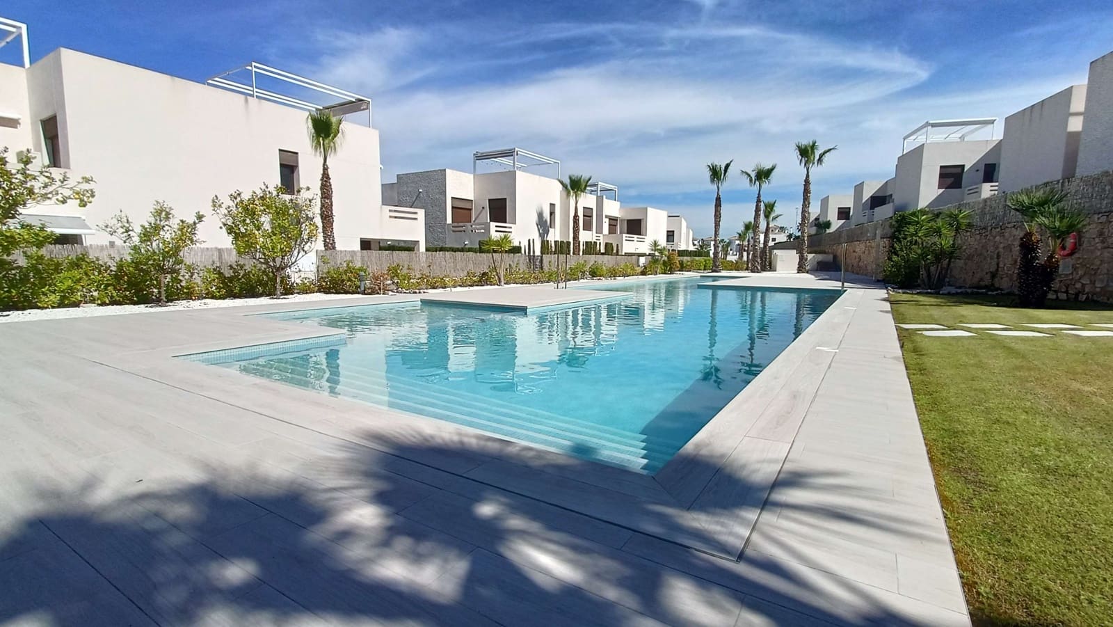 2 soveværelse Lejlighed til salg i Algorfa med swimmingpool - € 245.000 (Ref: 9724981)