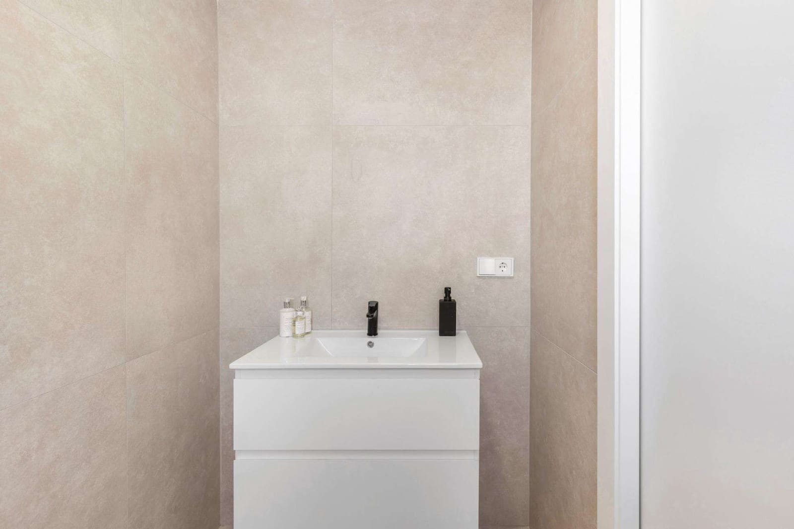 Chalet de 3 habitaciones en Los Alcázares en venta con piscina garaje - 489.000 € (Ref: 9730452)