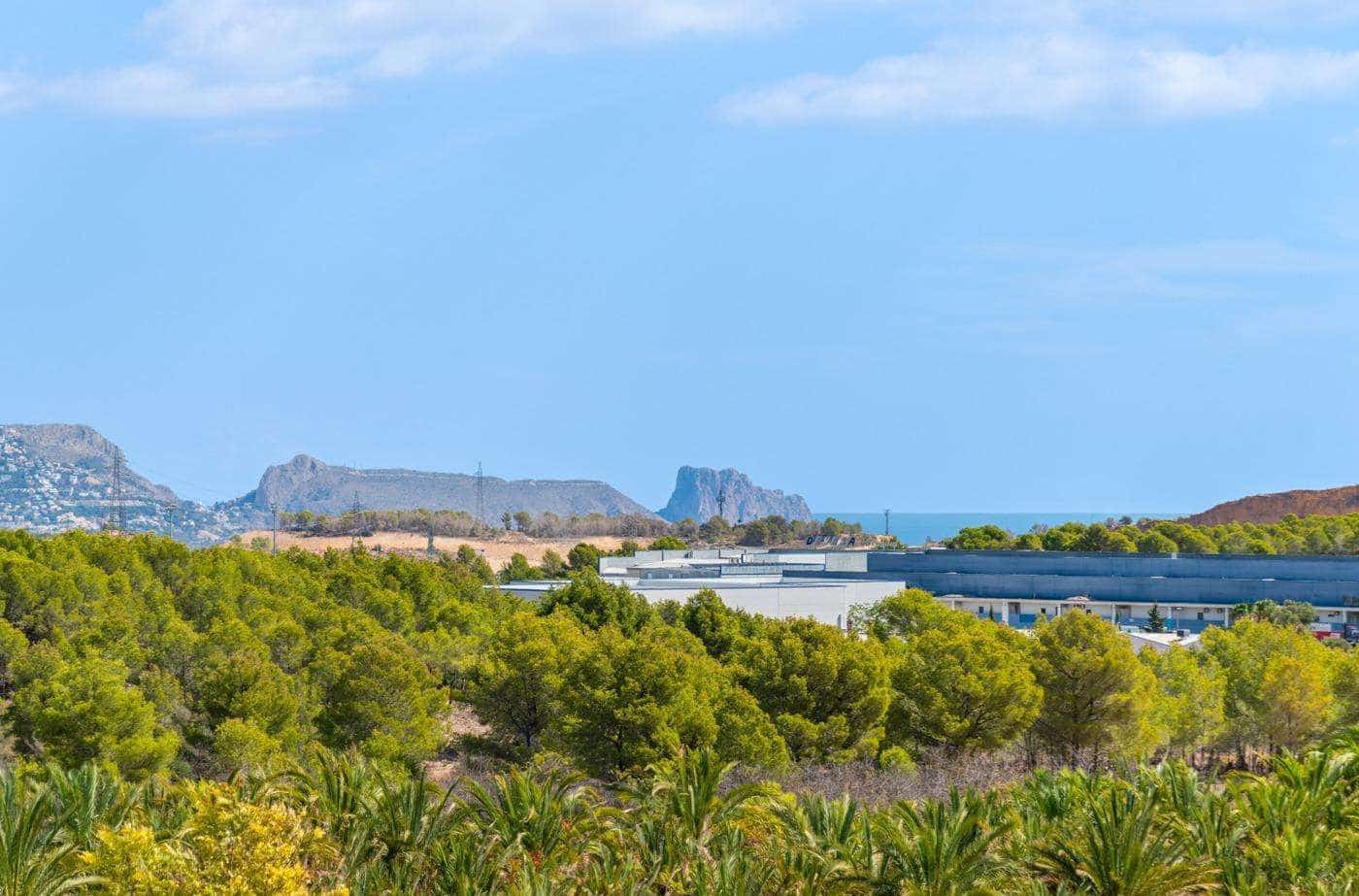5 bedroom Villa for sale in Polop with garage - € 568,000 (Ref: 9733585)
