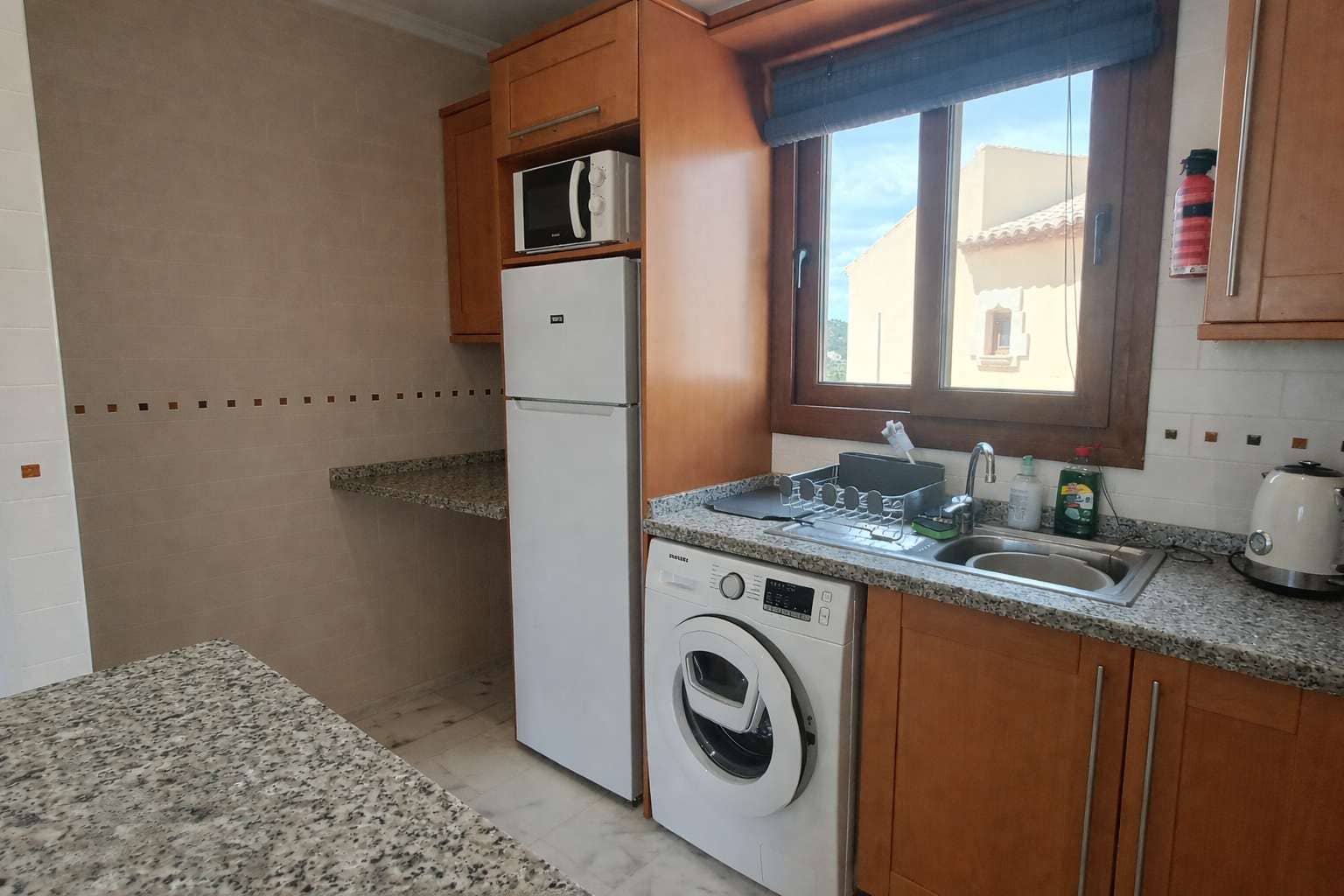 2 makuuhuone Huoneisto myytävänä paikassa Algorfa mukana uima-altaan 
autotalli - 190 000 € (Ref: 9776877)