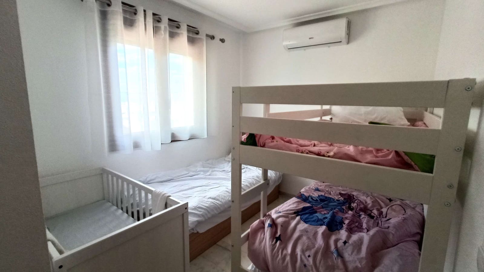 2 makuuhuone Huoneisto myytävänä paikassa Algorfa mukana uima-altaan 
autotalli - 190 000 € (Ref: 9776877)