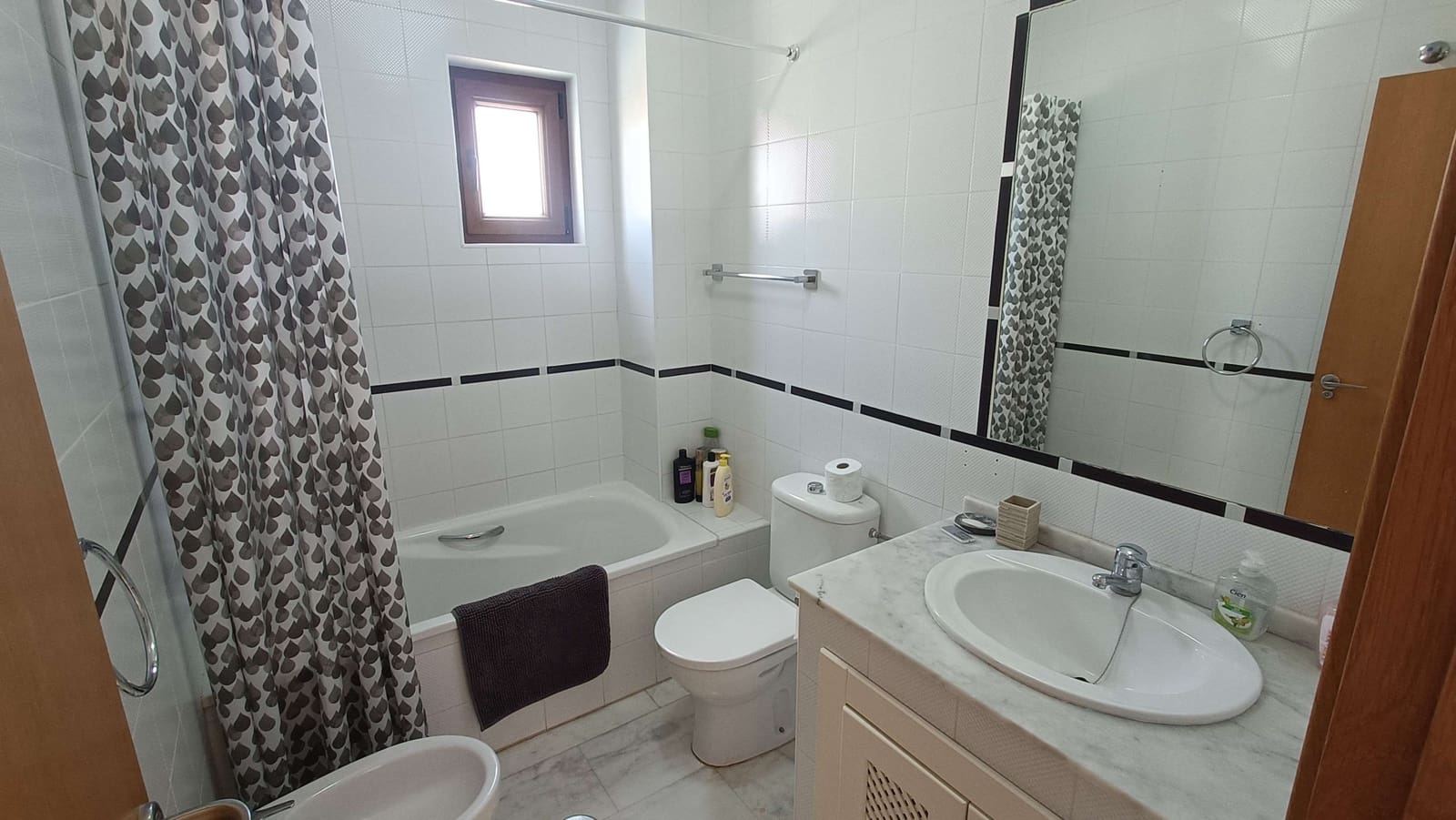 2 makuuhuone Huoneisto myytävänä paikassa Algorfa mukana uima-altaan 
autotalli - 190 000 € (Ref: 9776877)