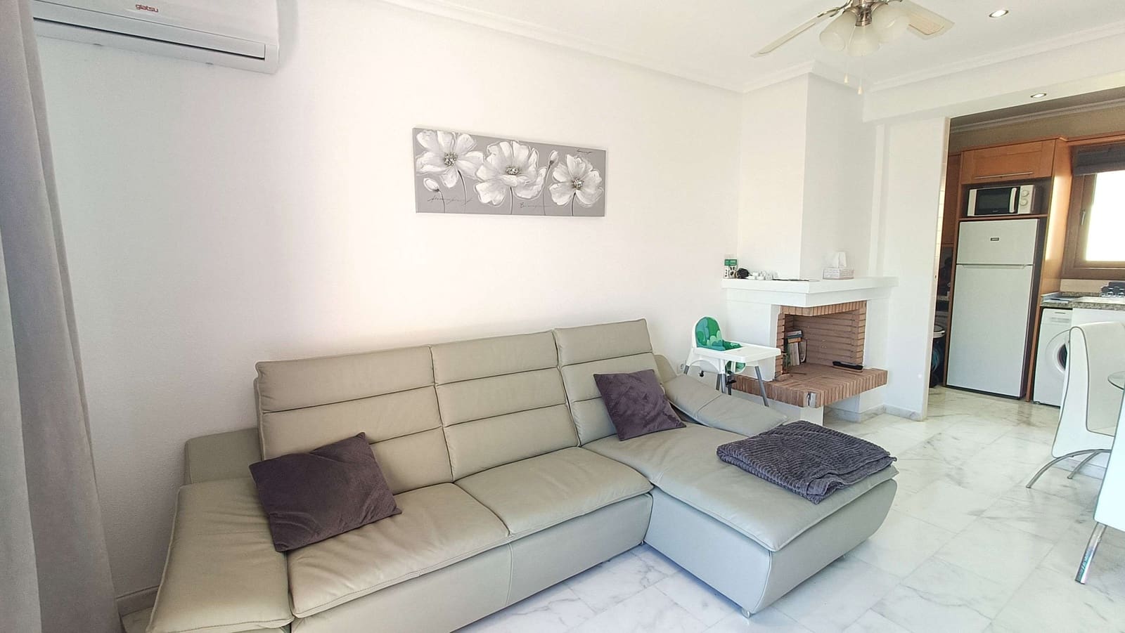 2 makuuhuone Huoneisto myytävänä paikassa Algorfa mukana uima-altaan 
autotalli - 190 000 € (Ref: 9776877)