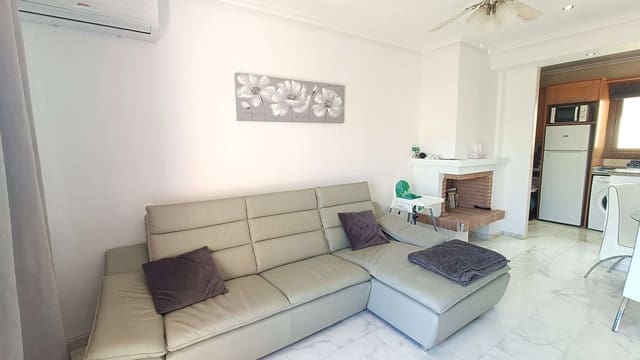 2 soverom Leilighet til salgs i Algorfa med svømmebasseng garasje - € 190 000 (Ref: 9776877)