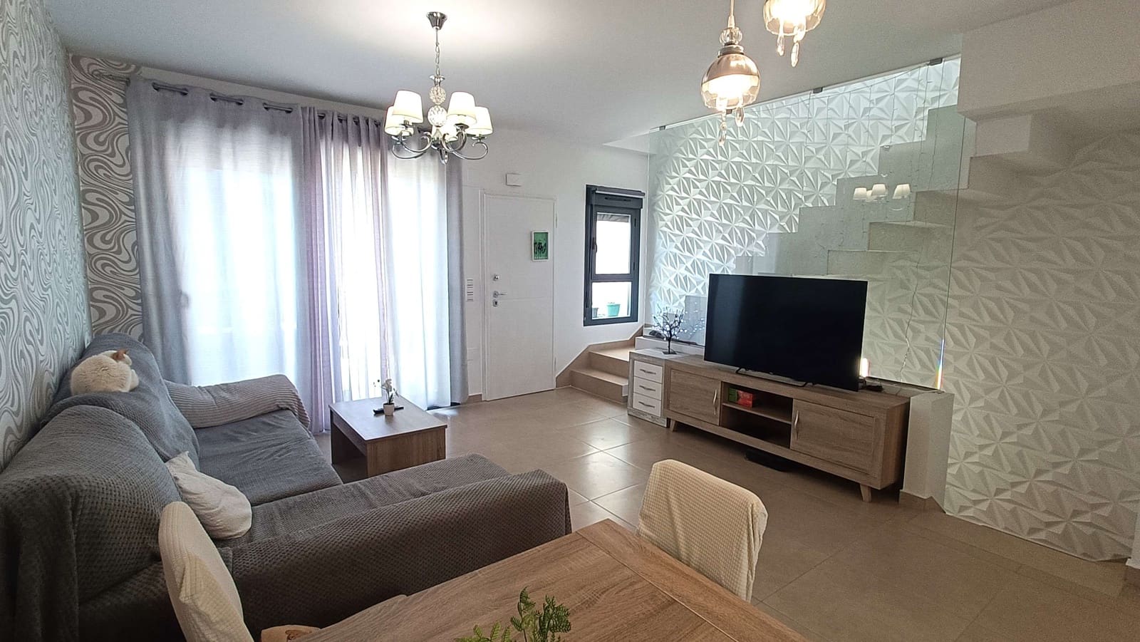 3 soverom Hus til salgs i Villamartin med svømmebasseng garasje - € 375 000 (Ref: 9777241)