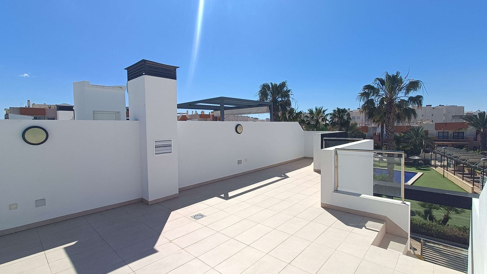 3 soverom Hus til salgs i Villamartin med svømmebasseng garasje - € 375 000 (Ref: 9777241)