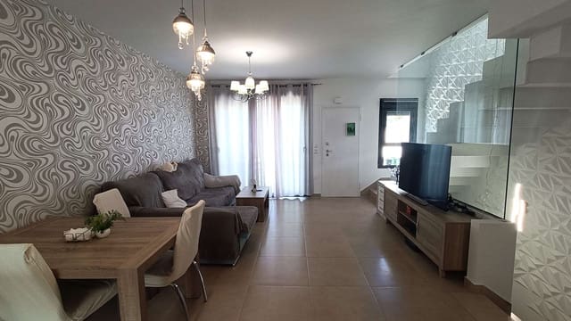 3 soverom Hus til salgs i Villamartin, Orihuela med svømmebasseng garasje - € 375 000 (Ref: 9777241)