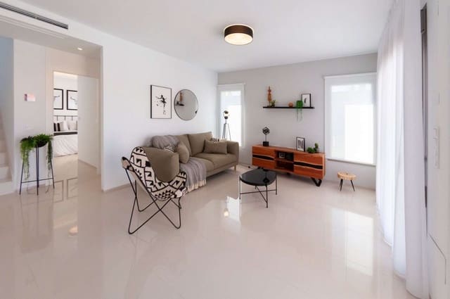 3 sypialnia Willa na sprzedaż w Centro, Los Alcázares z basenem garażem - 544 841 € (Ref: 9793595)