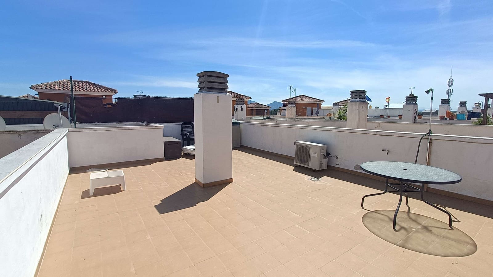 2 soveværelse Lejlighed til salg i La Murada med swimmingpool - € 75.000 (Ref: 9794995)