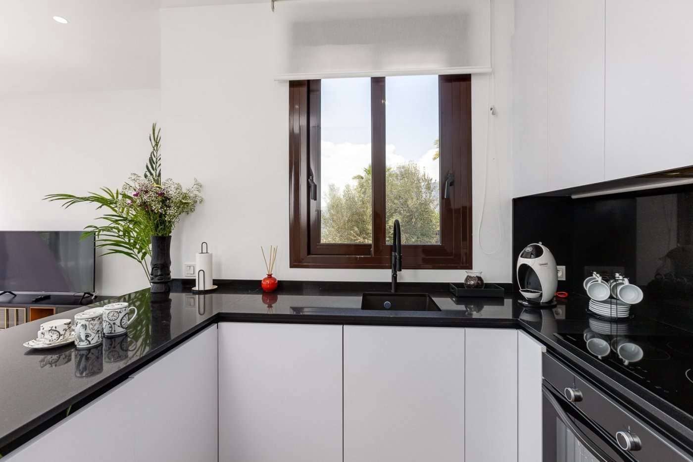 4 soveværelse Villa til salg i Finestrat med swimmingpool garage - € 750.000 (Ref: 9795690)