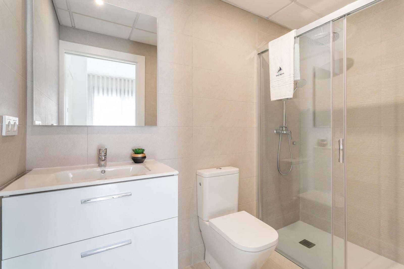 2 chambre Appartement à vendre à Torrevieja avec piscine - 290 000 € (Ref: 9802596)