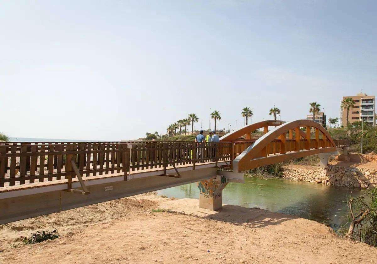 3 soverom Villa til salgs i Pilar de la Horadada med svømmebasseng - € 539 900 (Ref: 9804974)