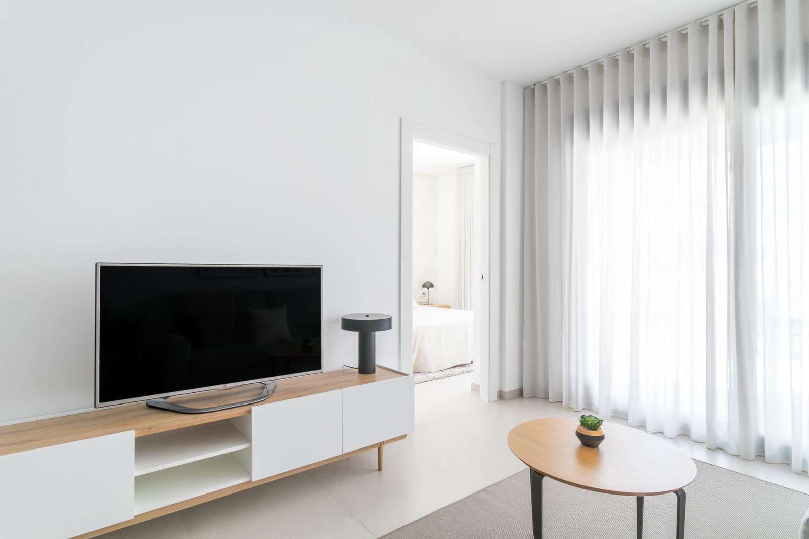 Apartamento de 2 habitaciones en Torrevieja en venta con piscina - 310.000 € (Ref: 9804976)