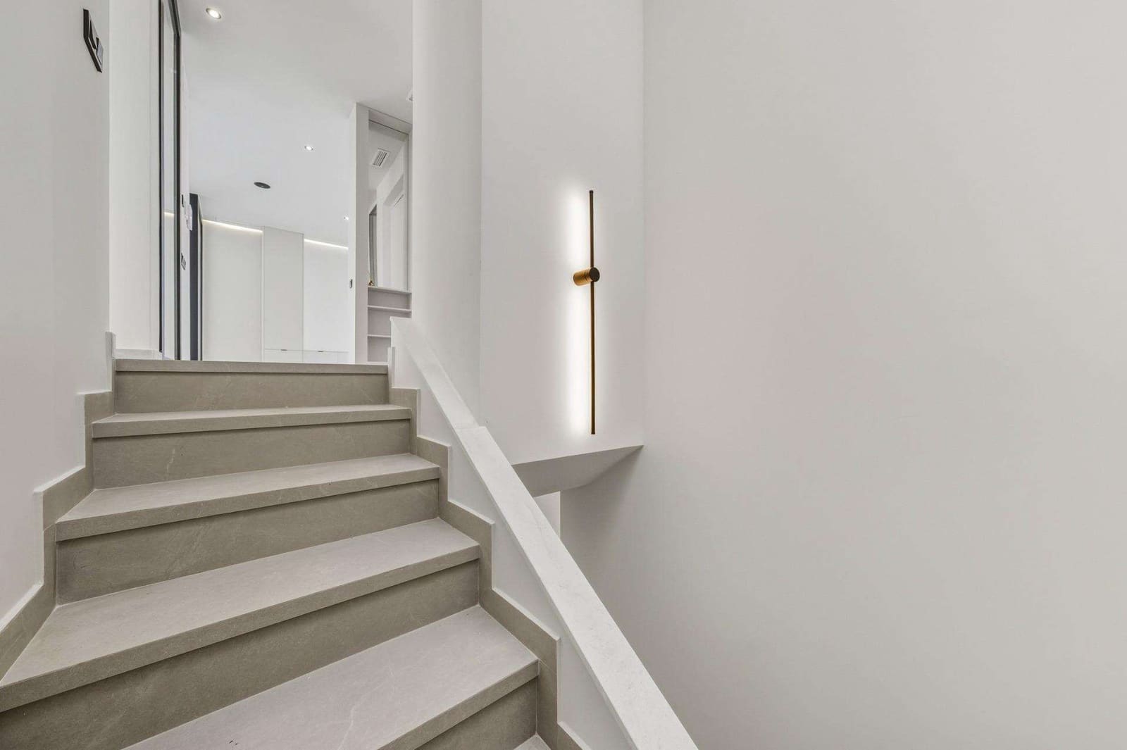 4 Zimmer Villa zu verkaufen in Polop mit Pool Garage - 970.000 € (Ref: 9806951)