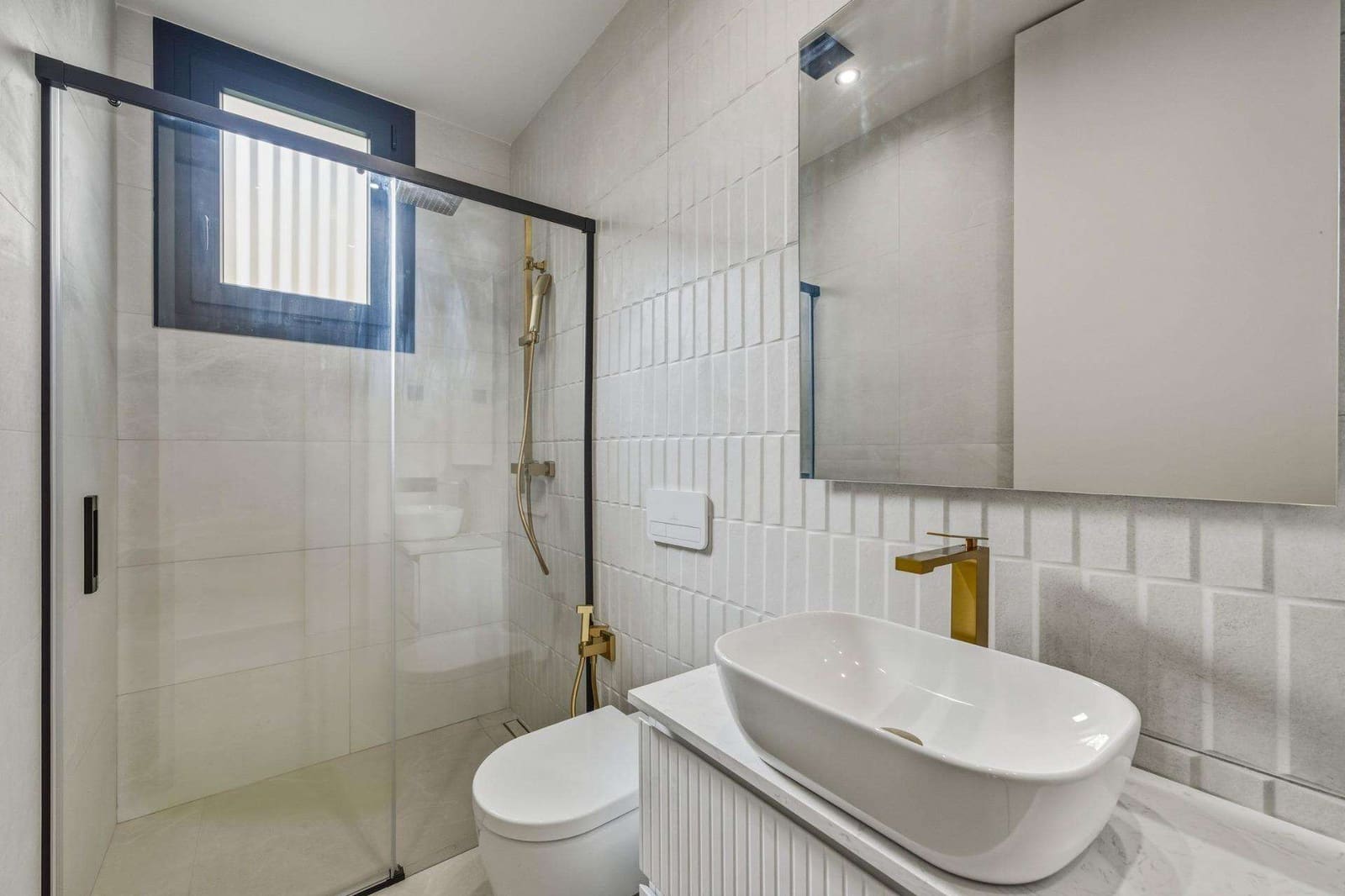 4 Zimmer Villa zu verkaufen in Polop mit Pool Garage - 970.000 € (Ref: 9806951)