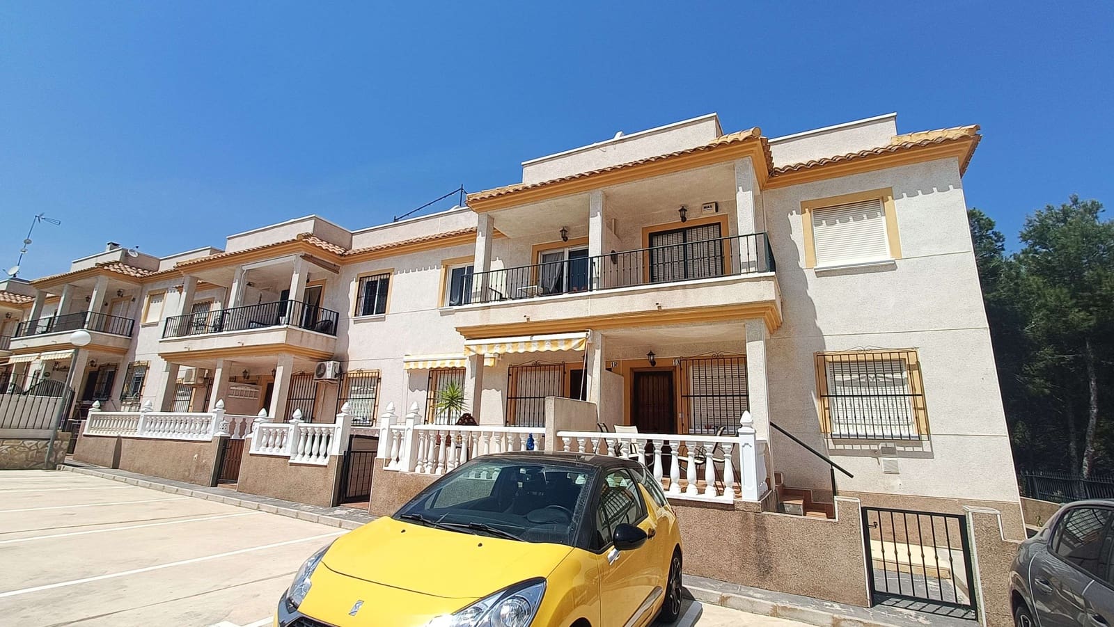 Apartamento de 2 habitaciones en Algorfa en venta con piscina garaje - 139.995 € (Ref: 9816367)