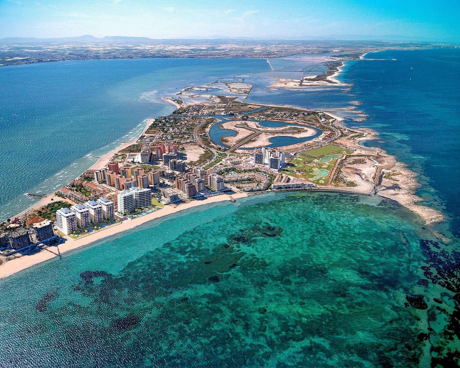 2 chambre Appartement à vendre à La Manga del Mar Menor avec piscine - 473 000 € (Ref: 9818720)