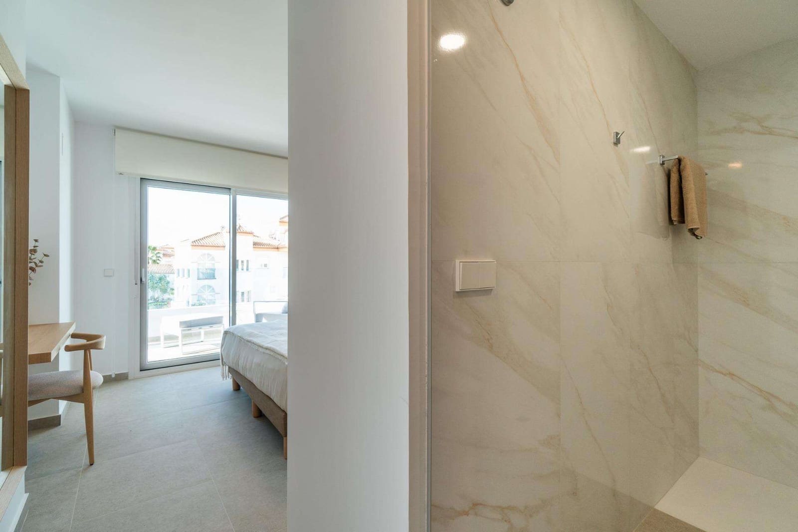 Apartamento de 4 habitaciones en Playa Flamenca en venta con piscina garaje - 499.000 € (Ref: 9862204)