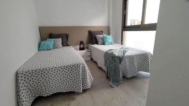 3 soverom Villa til salgs i Villamartin, Orihuela med svømmebasseng - € 669 900 (Ref: 9863767)