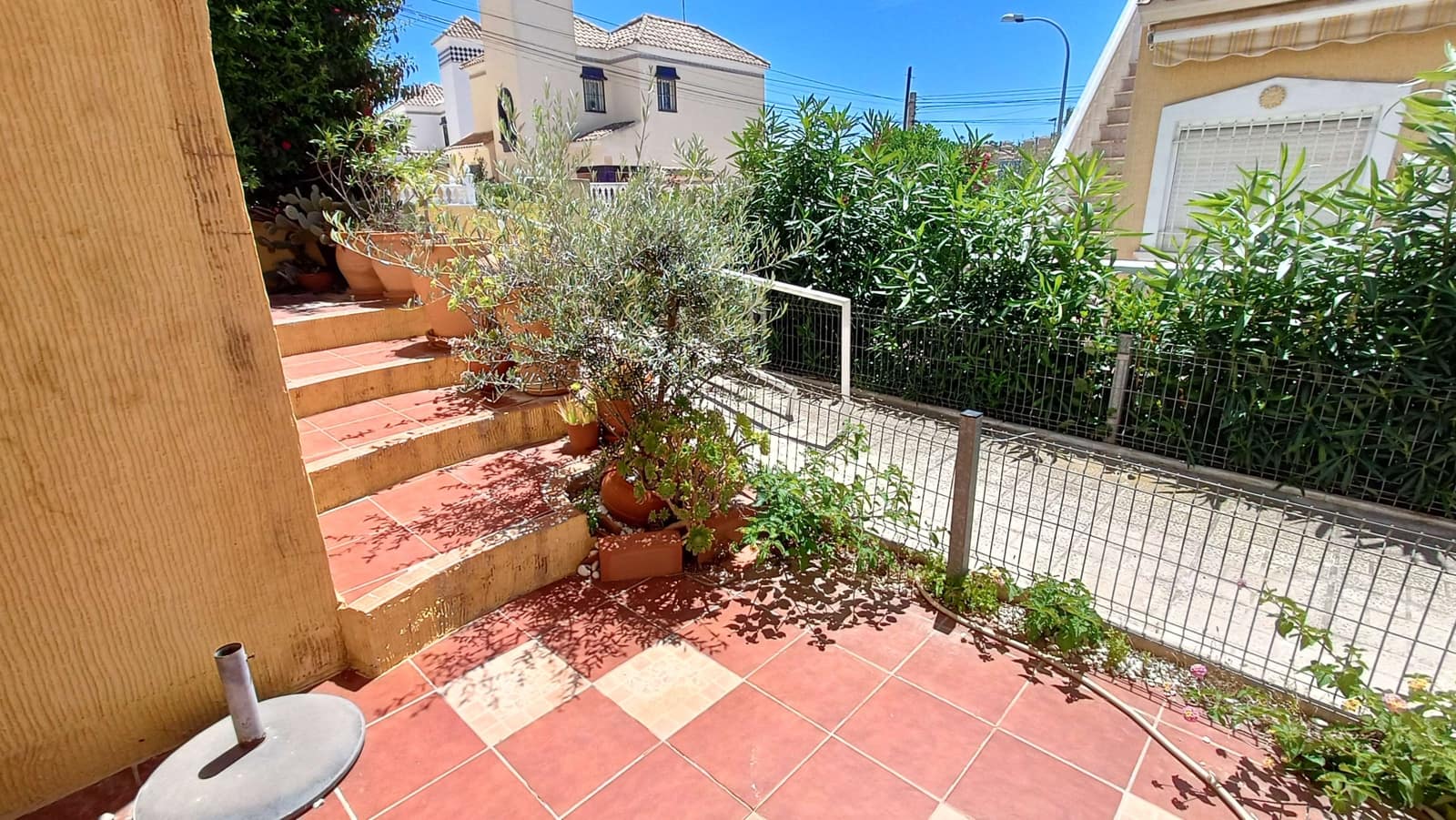2 soverom Hus til salgs i Orihuela Costa med svømmebasseng - € 165 000 (Ref: 9867431)