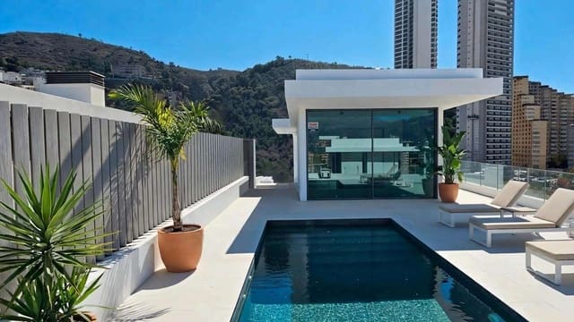 Chalet de 3 habitaciones en Sierra Helada, Benidorm en venta con piscina - 1.160.000 € (Ref: 9879749)