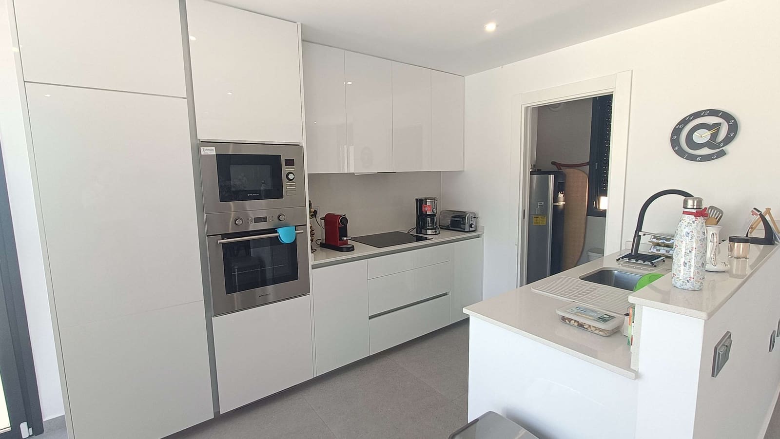 4 soverom Villa til salgs i Algorfa med svømmebasseng garasje - € 599 000 (Ref: 9880001)