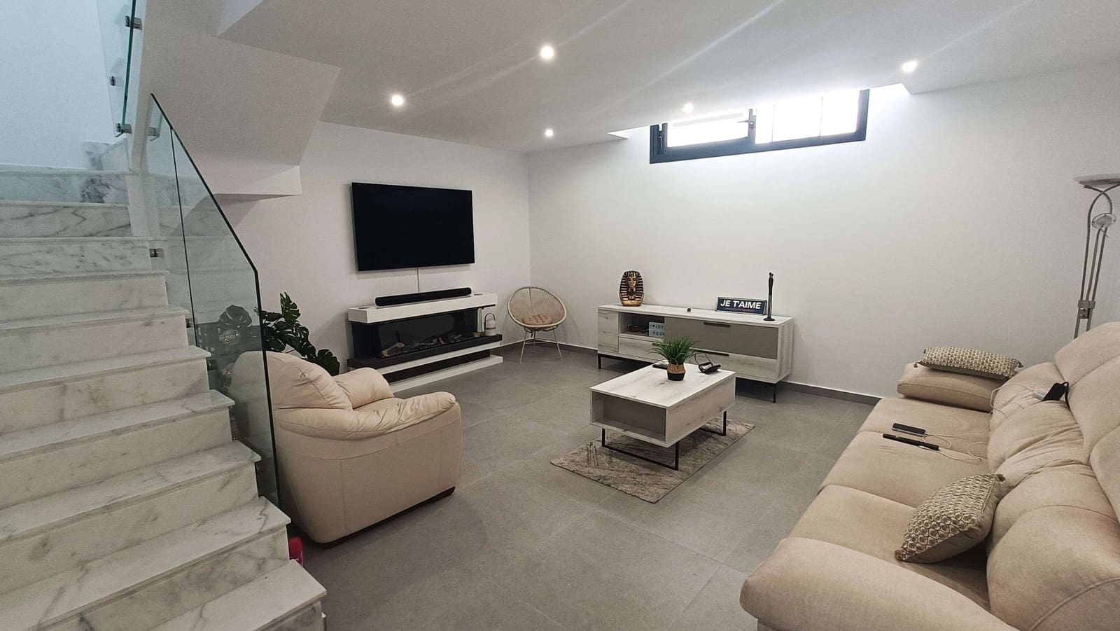 4 soverom Villa til salgs i Algorfa med svømmebasseng garasje - € 599 000 (Ref: 9880001)