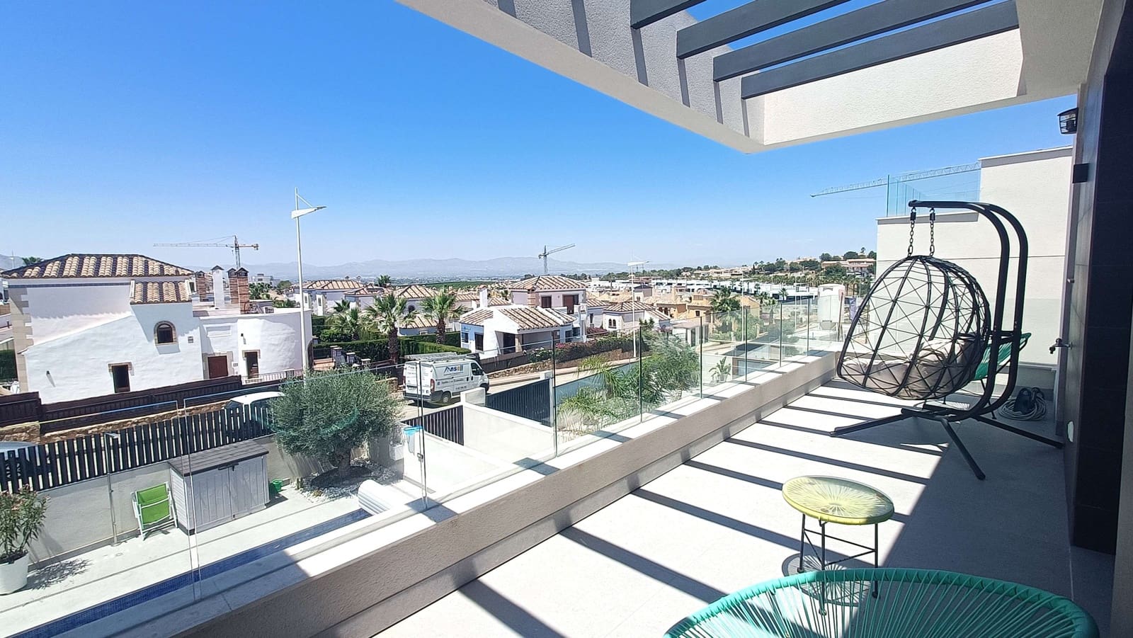 4 soverom Villa til salgs i Algorfa med svømmebasseng garasje - € 599 000 (Ref: 9880001)