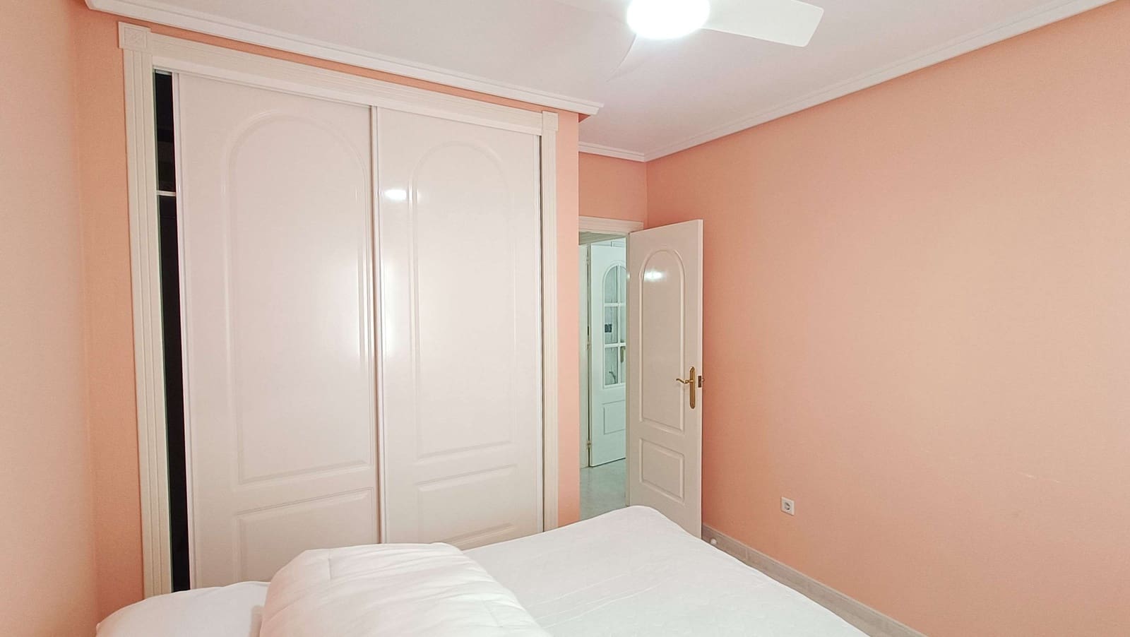 3 bedroom Townhouse for sale in Dona Pepa with pool - € 299,000 (Ref: 9889263)