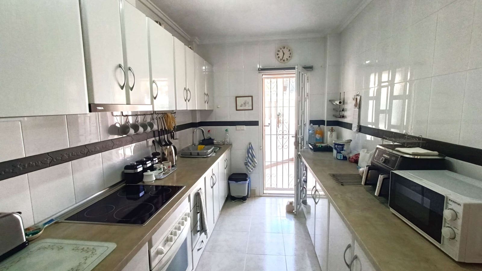 3 bedroom Townhouse for sale in Dona Pepa with pool - € 299,000 (Ref: 9889263)