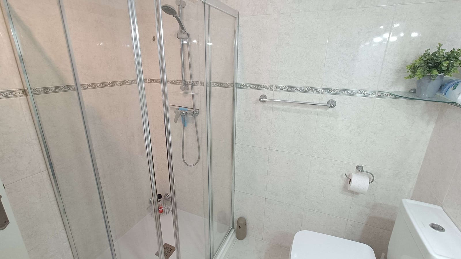 3 bedroom Townhouse for sale in Dona Pepa with pool - € 299,000 (Ref: 9889263)