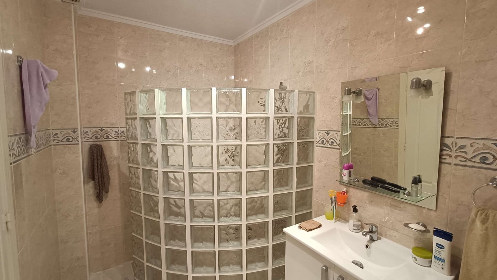 3 bedroom Townhouse for sale in Dona Pepa with pool - € 299,000 (Ref: 9889263)