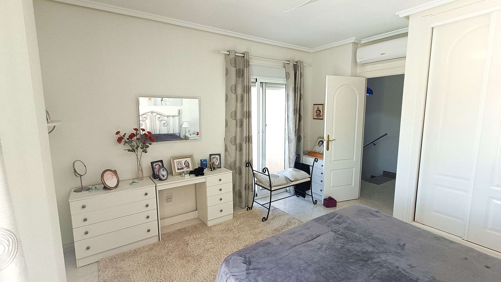 3 bedroom Townhouse for sale in Dona Pepa with pool - € 299,000 (Ref: 9889263)