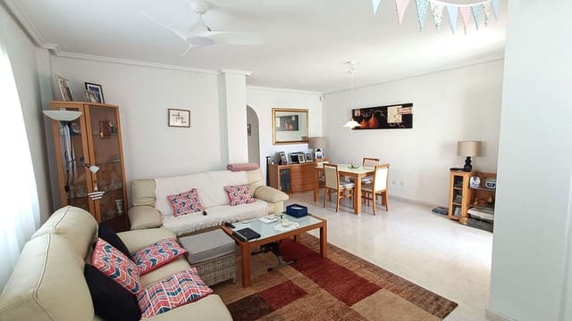 Casa de 3 habitaciones en Doña Pepa, Rojales en venta con piscina - 299.000 € (Ref: 9889263)