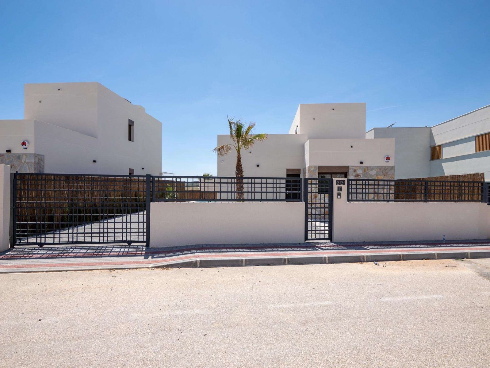 3 Zimmer Villa zu verkaufen in Algorfa mit Pool - 489.000 € (Ref: 9890660)