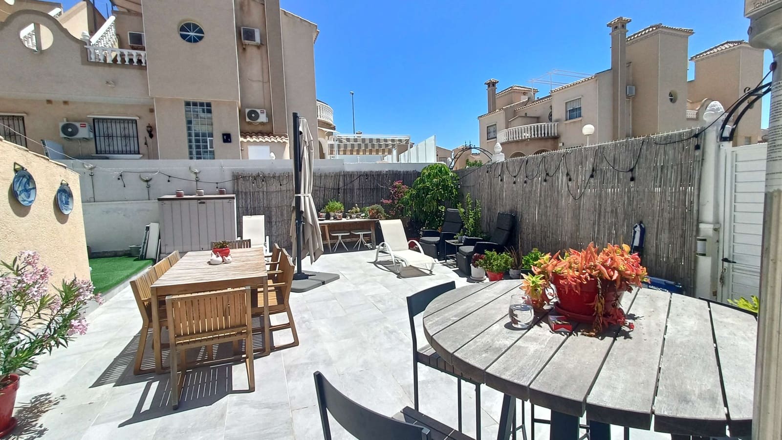2 chambre Villa/Maison Mitoyenne à vendre à Villamartin avec piscine garage - 269 000 € (Ref: 9911831)