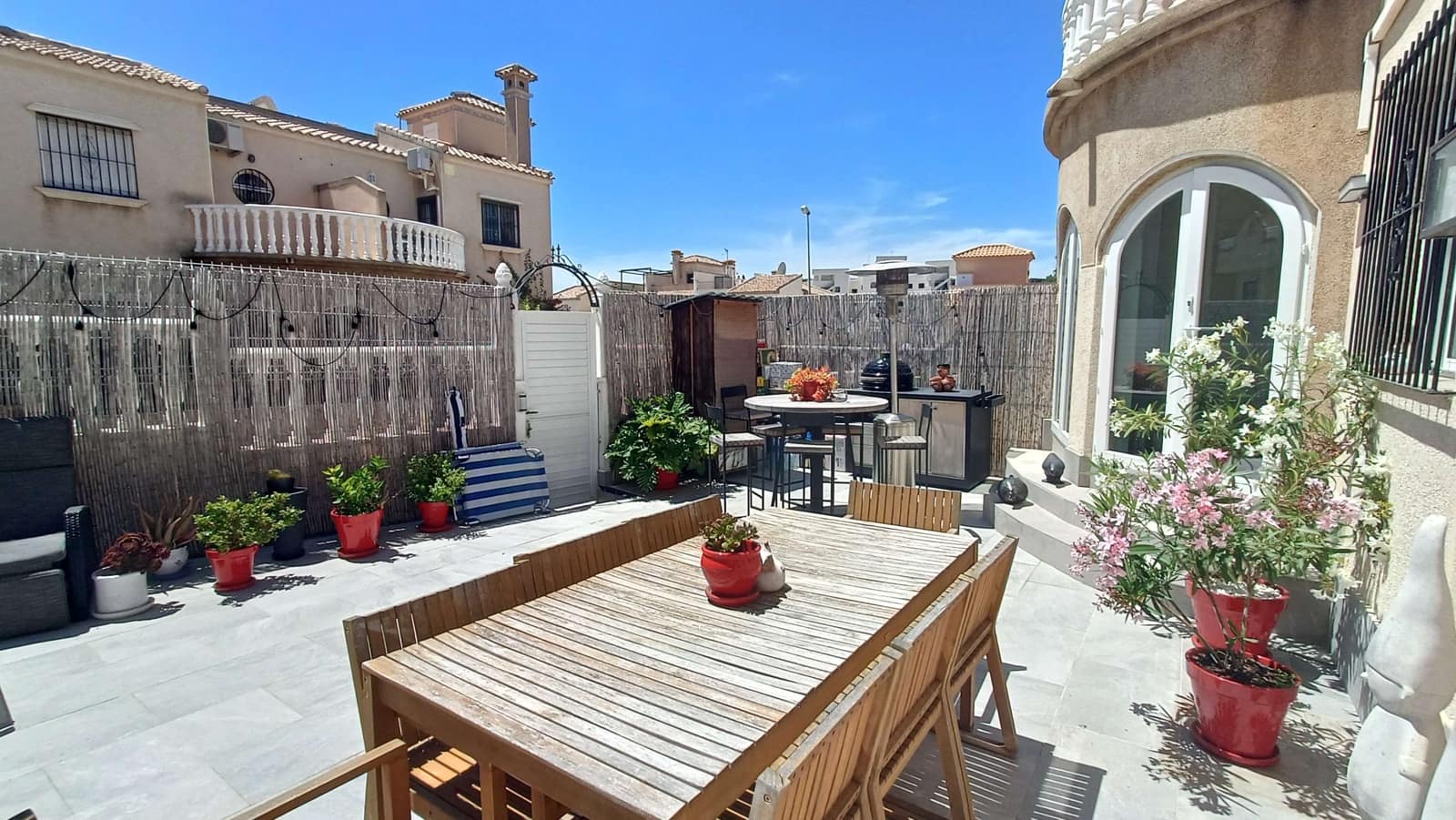2 chambre Villa/Maison Mitoyenne à vendre à Villamartin avec piscine garage - 269 000 € (Ref: 9911831)