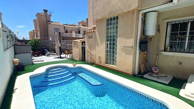 2 chambre Villa/Maison Mitoyenne à vendre à Villamartin, Orihuela avec piscine garage - 269 000 € (Ref: 9911831)