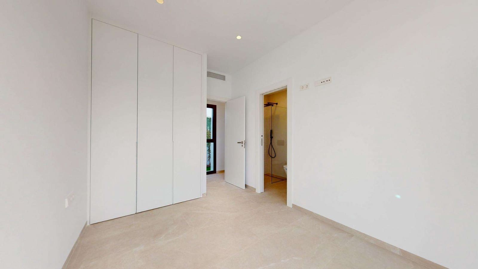 3 slaapkamer Villa te koop in Los Alcazares met zwembad garage - € 739.900 (Ref: 9921149)