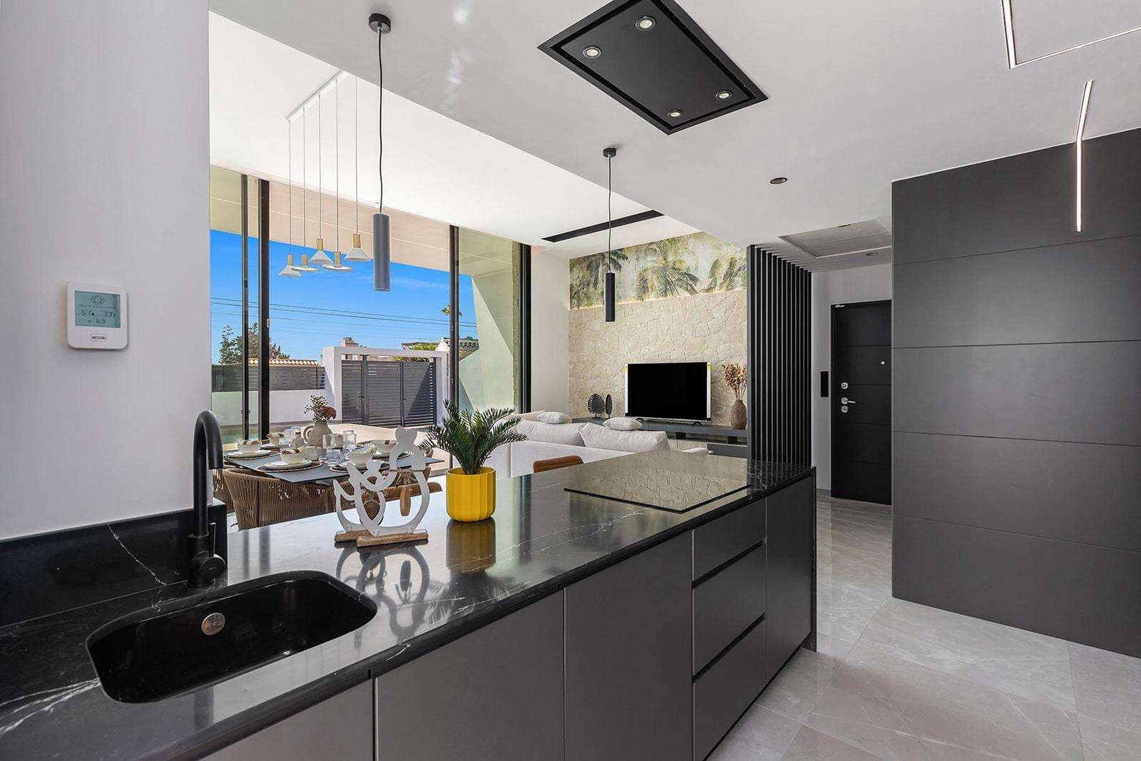 3 chambre Villa/Maison à vendre à Torrevieja avec piscine garage - 700 000 € (Ref: 9921151)