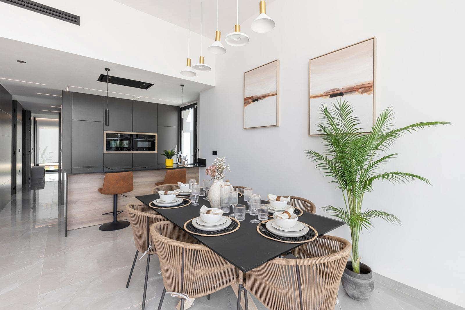 3 chambre Villa/Maison à vendre à Torrevieja avec piscine garage - 700 000 € (Ref: 9921151)