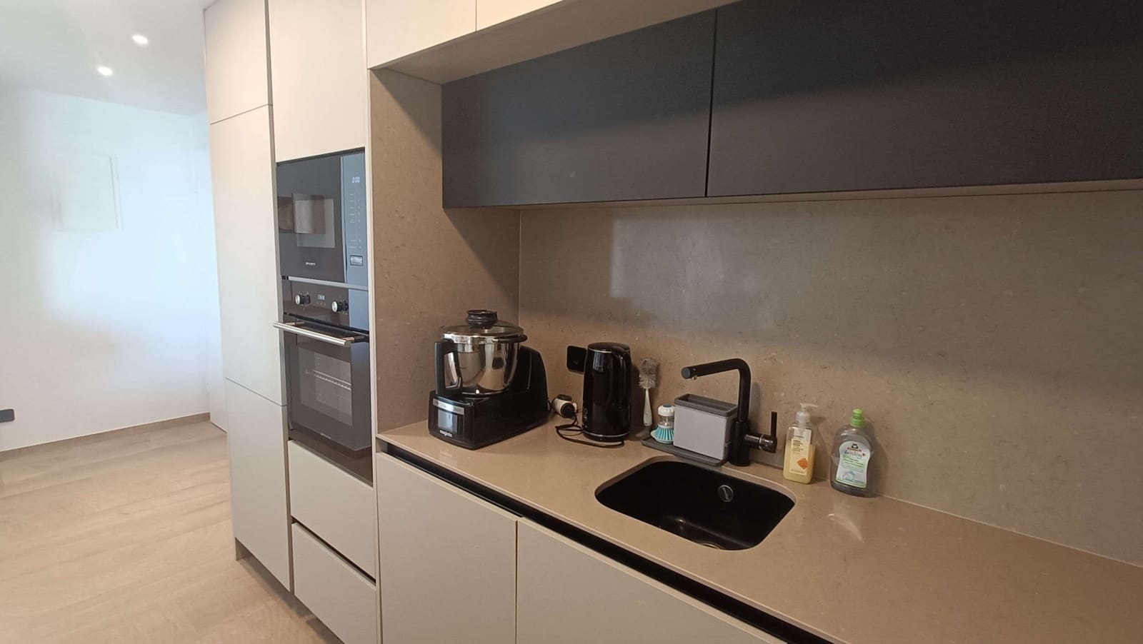 2 slaapkamer Appartement te koop in Algorfa met zwembad garage - € 314.995 (Ref: 9935110)