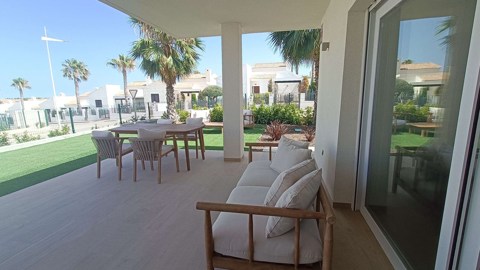2 slaapkamer Appartement te koop in Algorfa met zwembad garage - € 314.995 (Ref: 9935110)