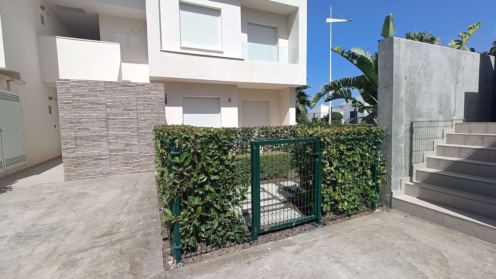 2 slaapkamer Appartement te koop in Algorfa met zwembad garage - € 314.995 (Ref: 9935110)