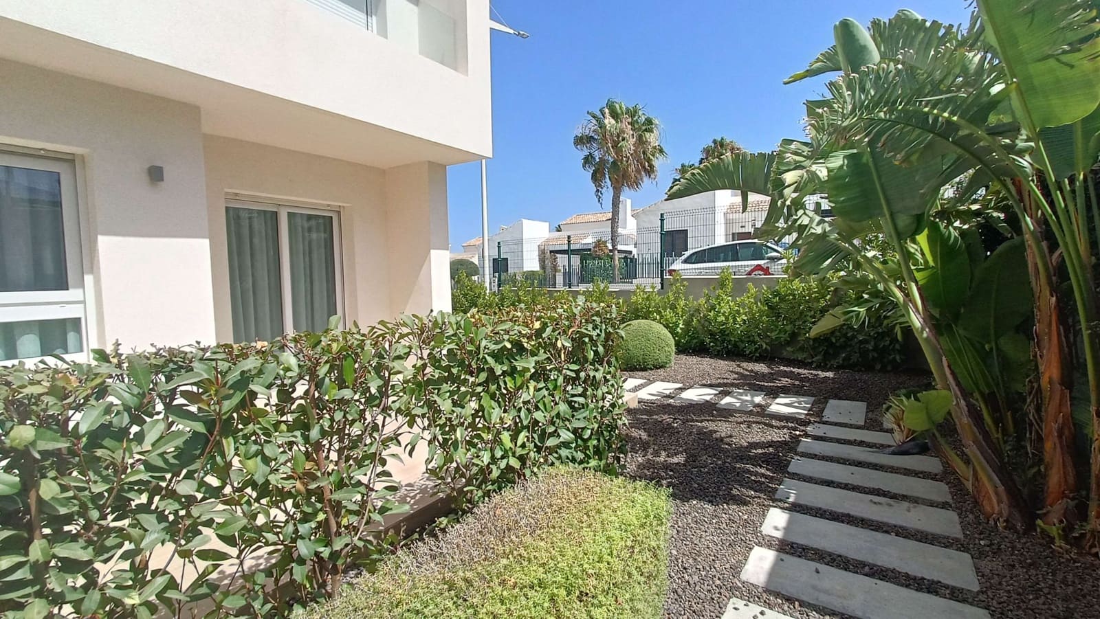 2 slaapkamer Appartement te koop in Algorfa met zwembad garage - € 314.995 (Ref: 9935110)