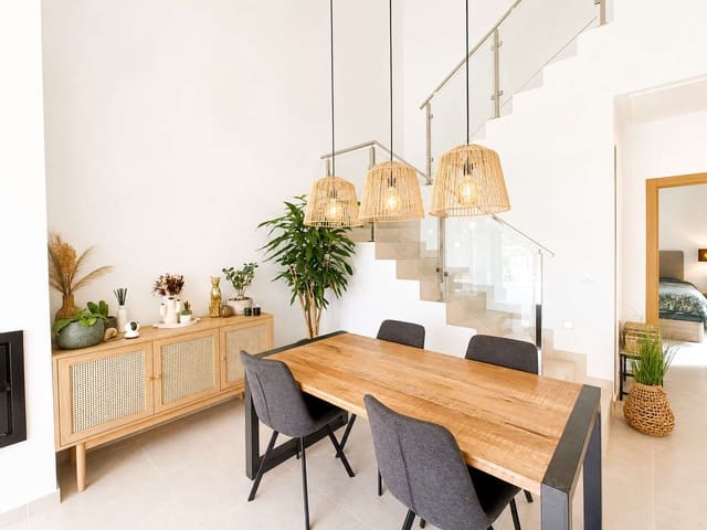 3 sypialnia Willa na sprzedaż w Benijófar z basenem - 429 500 € (Ref: 9958819)