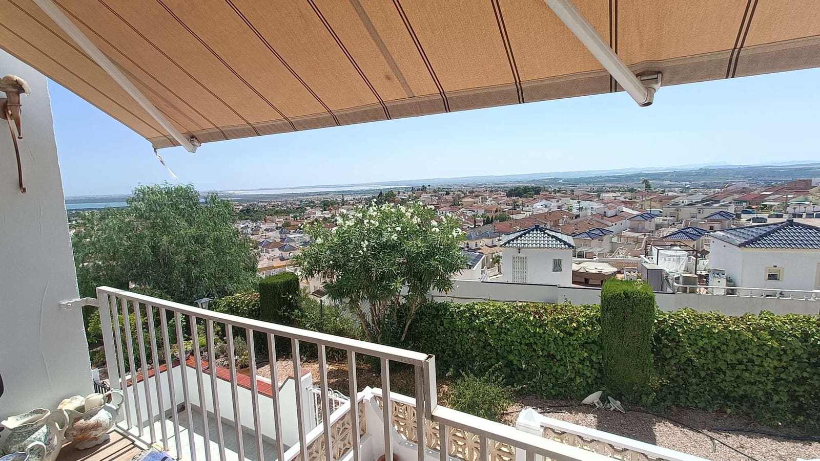1 sypialnia Apartament na sprzedaż w Ciudad Quesada z basenem - 149 995 € (Ref: 9996281)