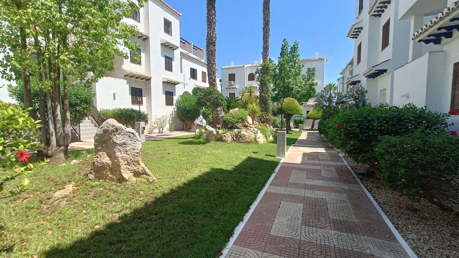 1 sypialnia Apartament na sprzedaż w Ciudad Quesada z basenem - 149 995 € (Ref: 9996281)