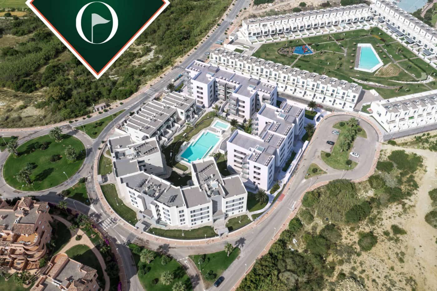 3 bedroom Flat for sale in Almerimar, El Ejido with pool garage €