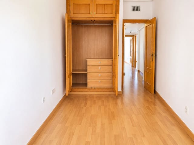 2 makuuhuone Huoneisto myytävänä paikassa San Antón, Cartagena mukana 
autotalli - 170 000 € (Ref: 9925020)